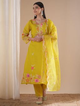 FASHOR - Yellow Floral Embroidered Straight Fit Kurta with Pant and Dupatta