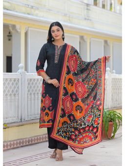 Varanga - Embellished Yoke Stylish Black Kurta with Pant & Dupatta