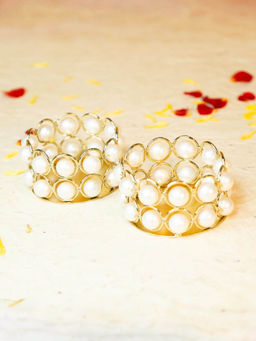 Gleevers - Tealight Candle Holders Golden