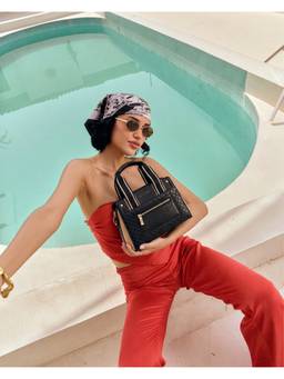 Emily Loran - Valora Handbag with Detachable Strap - Black