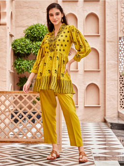 Women Plus - Yellow Embroidered V-Neck Kurti, Pant