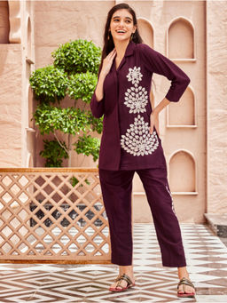 Women Plus - Maroon Embroidered Collar Neck Kurti, Pant