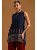 Navy Blue color option, Currently selected