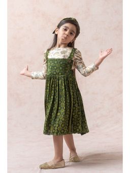 THETAA - Forest Green Ajrakh Print Knee Length Dress With Crop Top And Hairband