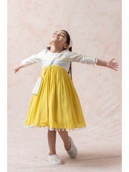 THETAA - Flared Silk Yellow Midi Dress With Purse And Hairband