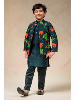 THETAA - Indo Western Green Kurta With Pyjama And Coat