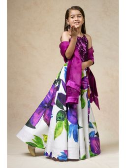THETAA - Hand Embroidered Silk White Lehenga With Blouse And Dupatta