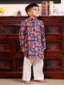 Evaraah - Aariz Kurta with Pyjama