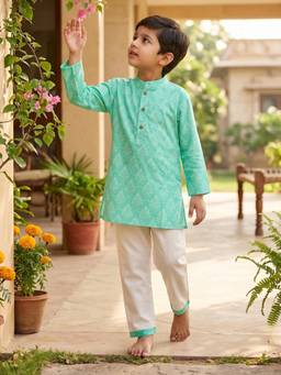 Desi Soota - Turquoise Cotton Leaves Motif Kurta with Pyjama