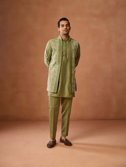 KISAH - Men Kurta With Embroidered Nehru Jacket & Trouser
