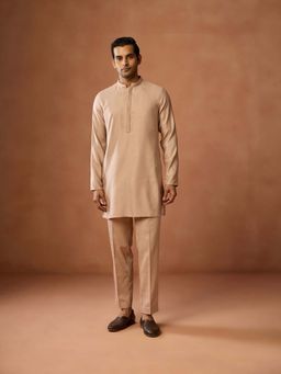 KISAH - Men Peach Silk Blend Mid Solid Kurta With Slim Fit Trouser