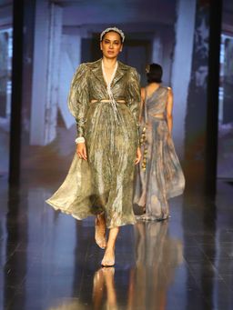 Nirmooha - Green Cutout Midi Dress