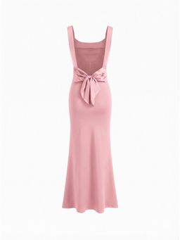Cider - Scoop Neckline Solid Bowknot Backless Dress
