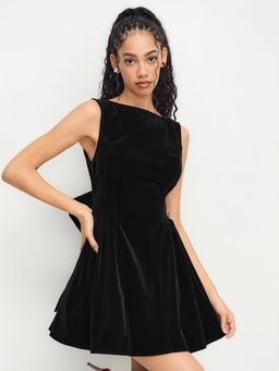 Cider - Velvet Boat Neck Bow Backless Dress