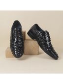 Black color option, Currently selected