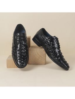 Mochi - Men Black Formal Derbies