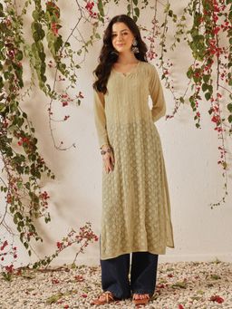 ADA - Hand Embroidered Cream Viscose Georgette Lucknowi Chikan Kurta