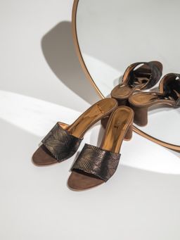 Inc.5 - Embellished Sequined Gold Block