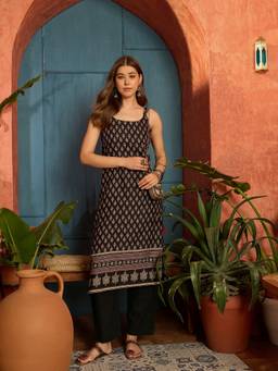 Stylum - Women Black Printed Rayon Kurta