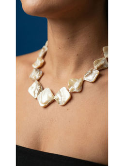 Jovi's Jewels - Single Line Mother Of Pearl Necklace