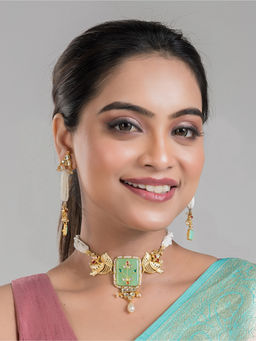 Silk Petalss - Eravati Kundan Jewellery Set