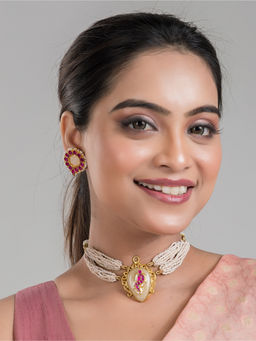 Silk Petalss - Kuhu Kundan Jewellery Set