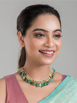 Silk Petalss - Oorja Kundan Jewellery Set