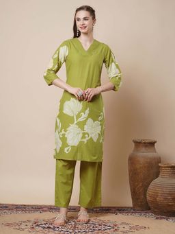 FASHOR - Abstract Floral Printed Straight Fit Co-Ord - Green (Set of 2)