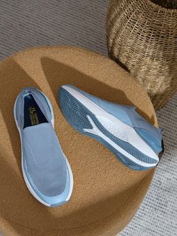 Campus - Men Blue Campus FLYNN Men Blue Walking Shoes