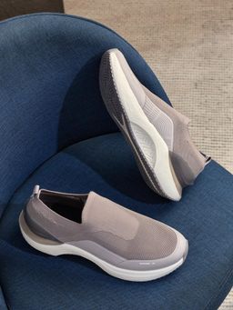 Campus - Men Grey Campus FLYNN Men Grey Walking Shoes