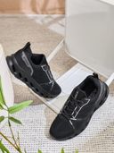 Black color option, Currently selected