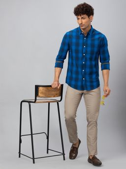 Globus - Men Royal Blue Checked Cotton Regular Fit Casual Shirt