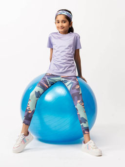 UMILDO - Active Girl's Half Sleeves Solid T-Shirt & Aop Ankle Length Leggings (Set of 2)