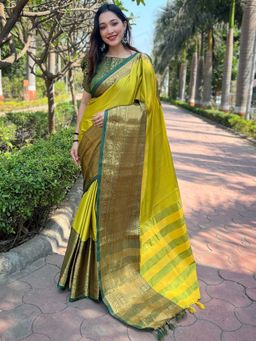 Vastranand - Aura Soft Silk Light Green Colour Kanjivaram Saree With Unstitched Blouse