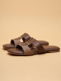 ERIDANI - Joie Brown Casual Flats