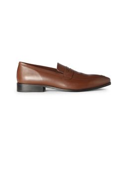 Van Heusen - Men Brown Slip On Loafers