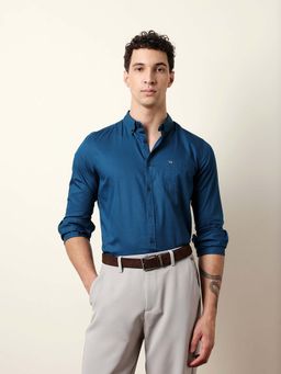 The Bear House - Men Solid Casual Full-Sleeve Shirt