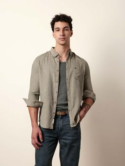 The Bear House - Men Textured Casual Full-Sleeve Shirt