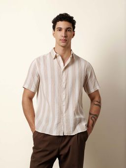 The Bear House - Men Striped Casual Half-Sleeve Shirt