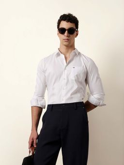 The Bear House - Men Solid Casual Full-Sleeve Shirt