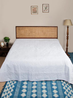 Fabindia - White Sangam Applique Embroidered Cotton Bed Cover (Single)