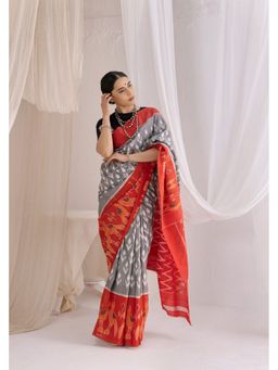 VASTRA RAAG - Grey Pochampally Double Ikat Handloom Cotton Saree with Unstitched Blouse