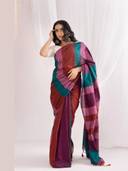 Maroon color option, Currently selected