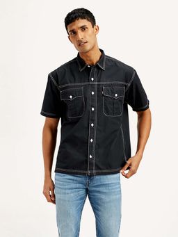 Levi's - Black Men's Solid Relaxed Fit Shirt