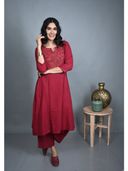 Red color option, Sold out, Currently selected