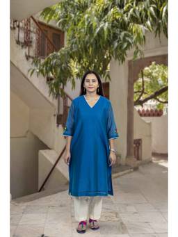 Sunehra Gota - Guldasta V Neck Blue Kurta