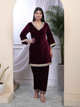 Miravan - Wine Solid Kurta with Pant (Set of 2)