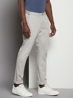 Tommy Hilfiger - Slim Fit Solid Mid Rise Chinos Trouser - Grey