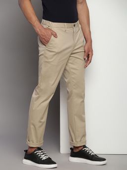 Tommy Hilfiger - Regular Fit Solid Mid Rise Chinos Trouser - Beige