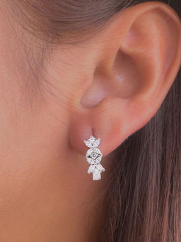 LuxeVogue - Irresistible Silver Elegance Hoop Earrings